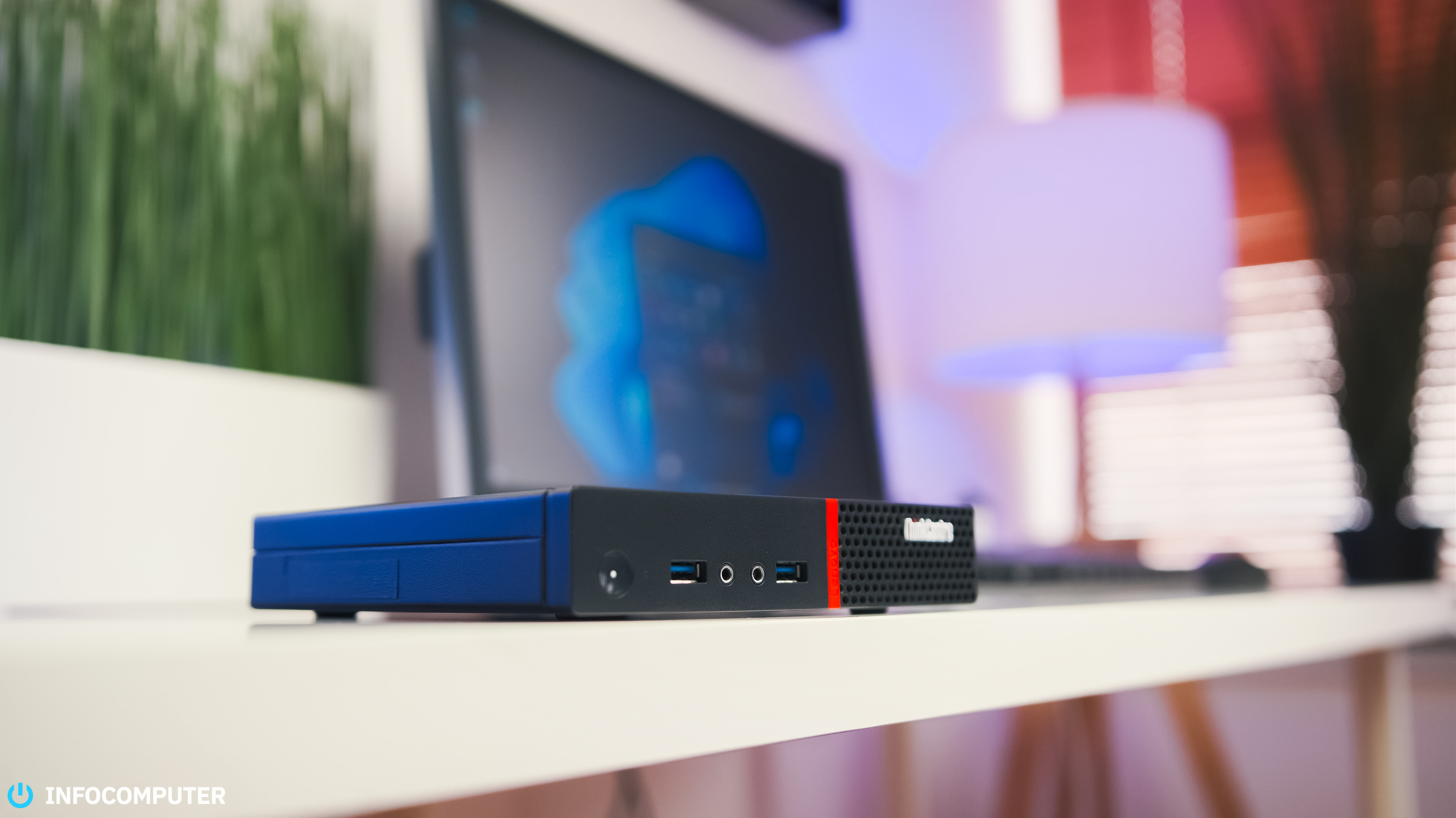 Un Espacio Organizado: Mejora tu Escritorio con el LENOVO ThinkCentre M700 Tiny